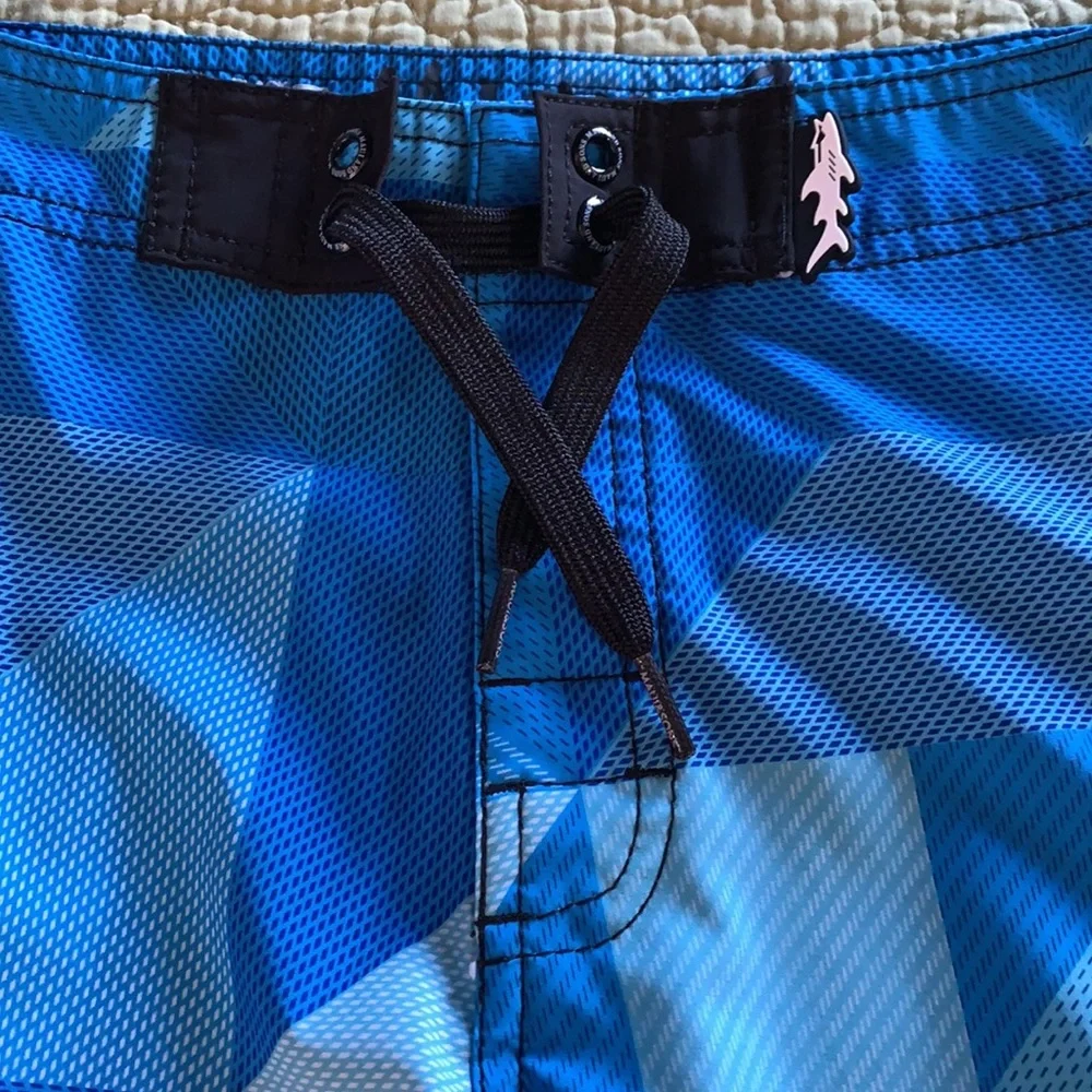 Kid’s Maui & Sons Blue Board Shorts Size 16